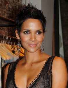 Halle_Berry_10