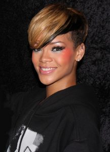 Rihanna (1)